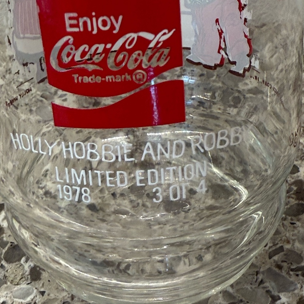 Holly Hobbie and Robby Coke Christmas Glasses - Picture 4 of 9